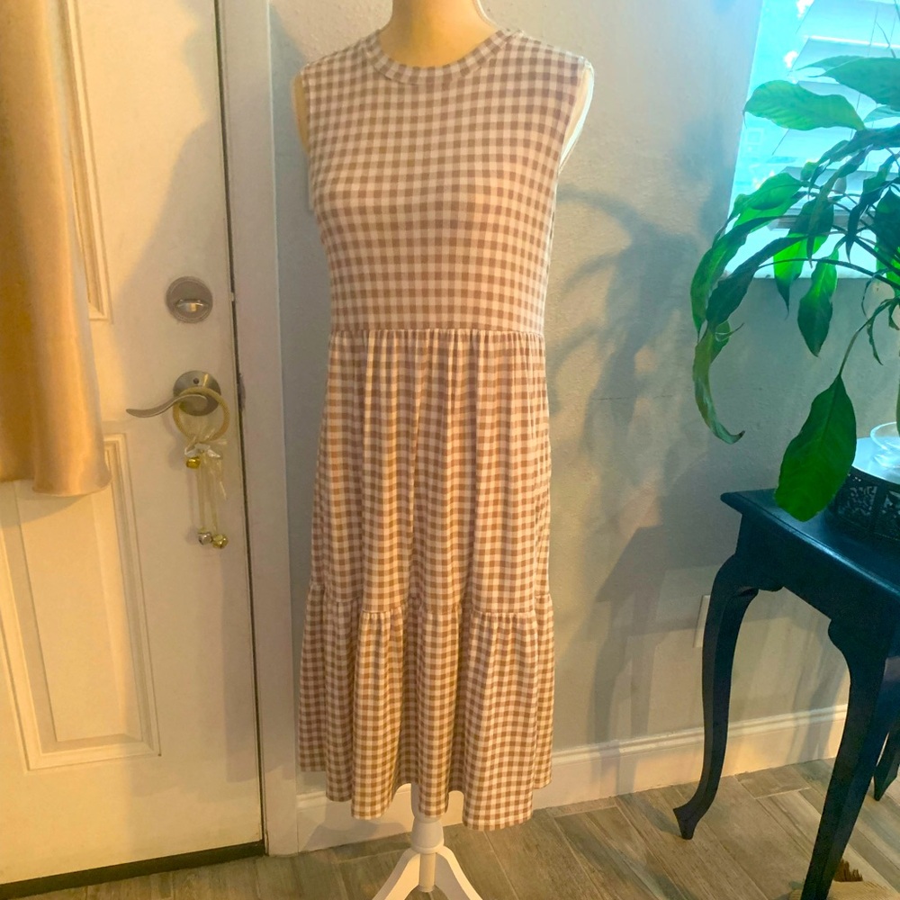Sleeveless Gingham Dress in Brown and White